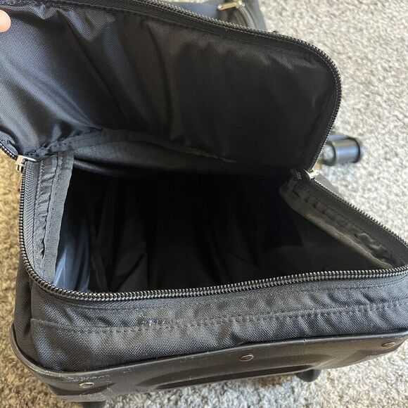 Club Glove Cordura Bag Wheeled Carry On Luggage Bag 24” Black Travel - Picture 6 of 9